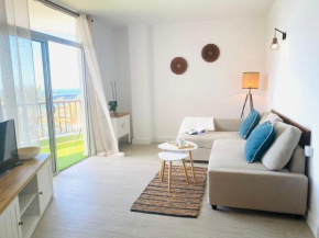 PARADISE HOLIDAYS 2 BEDROOMS & SEA VIEW, Tenerife